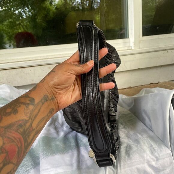 DONALD J PLINER Pleated Textured Black LEATHER HOBO Shoulder Bag - Picture 6 of 10